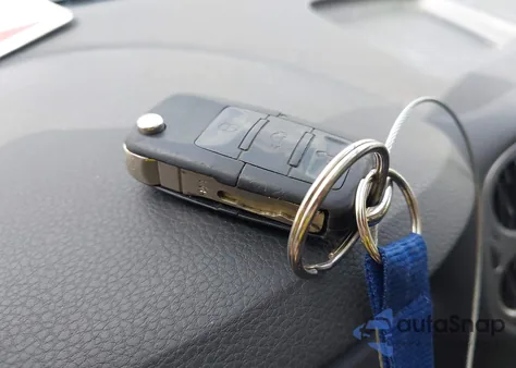 2010 Volkswagen Tiguan Se z USA, uszkodzony, nr VIN WVGAV7AX7AW501682